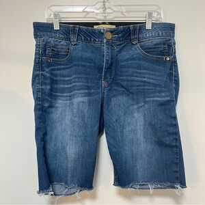 Democracy "Ab"solution Crop Straight Leg Bermude Jean Shorts 12